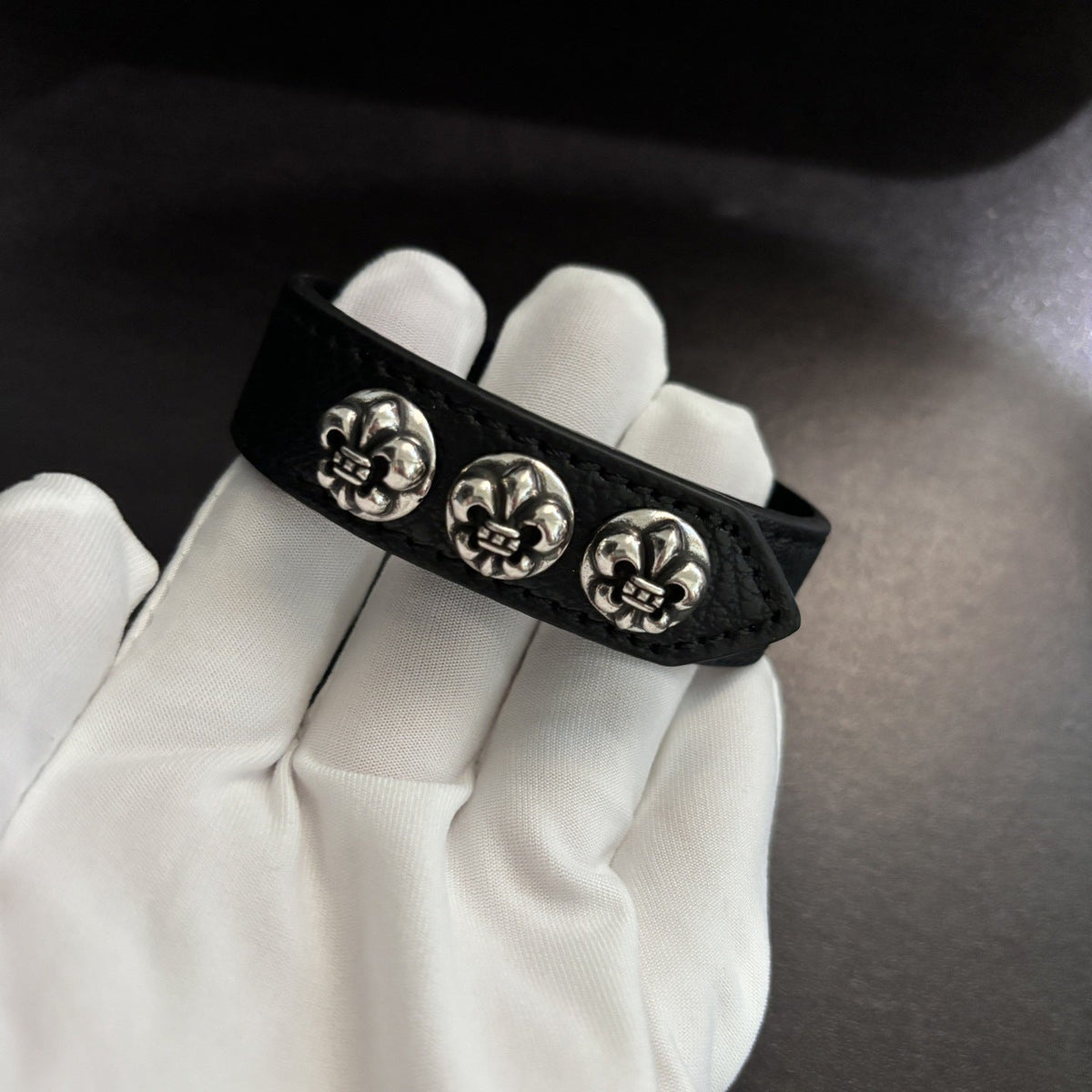 Chrome Hearts Cross-shaped anchor hexagram leather bracelet